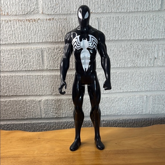 Marvel Other - Marvel Ultimate Black Suit Spider-man Titan Hero Articulated Action Figure VGUC